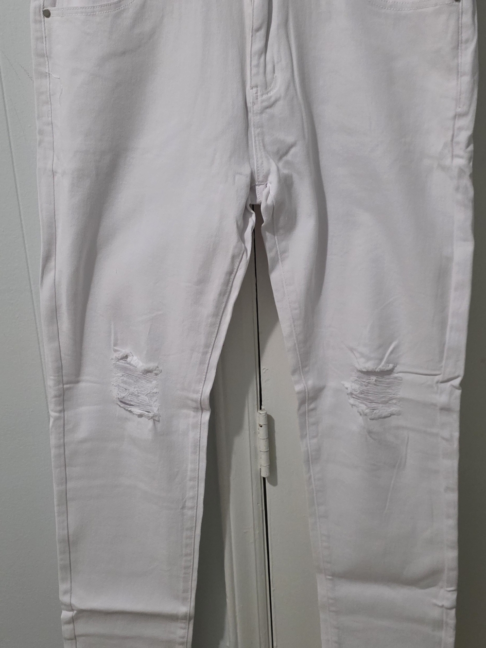 White Distressed Skinny Jeans